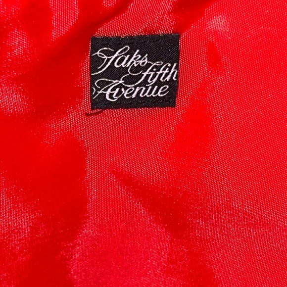 🧡Saks Fifth Avenue Tote Bag - Picture 2 of 2